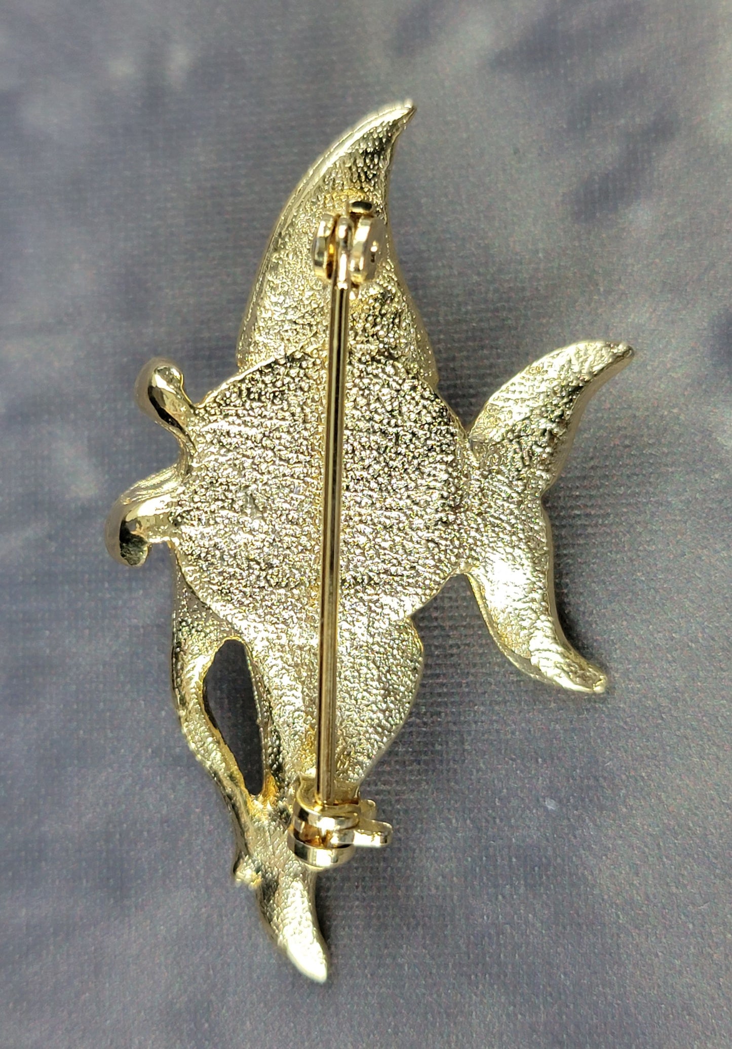 Vintage Jelly Belly Small Pink Angel Fish Gold Tone Pin Brooch 1 3/4"