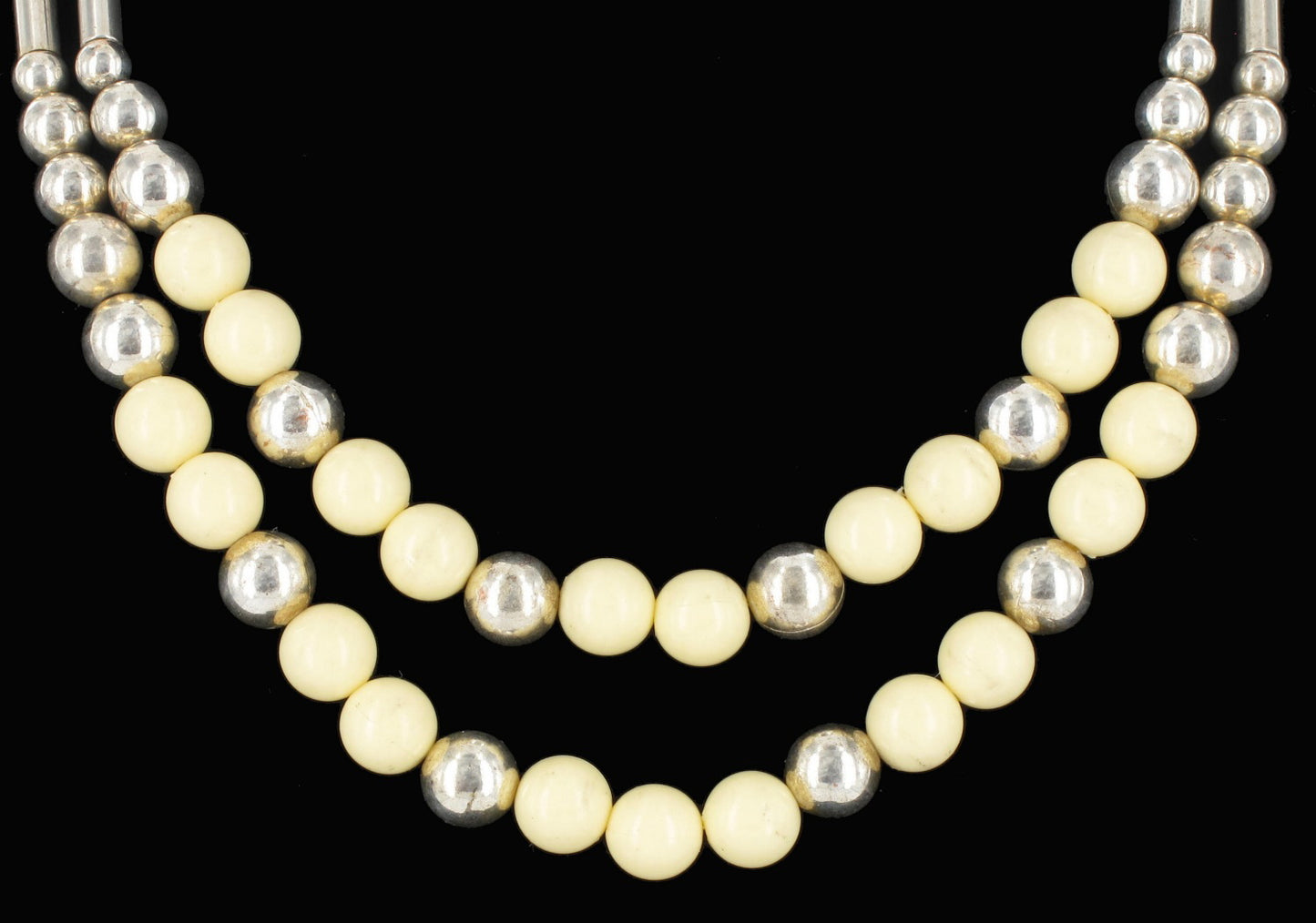 Vintage Cream Silver Tone Beaded Multistrand Necklace 18"