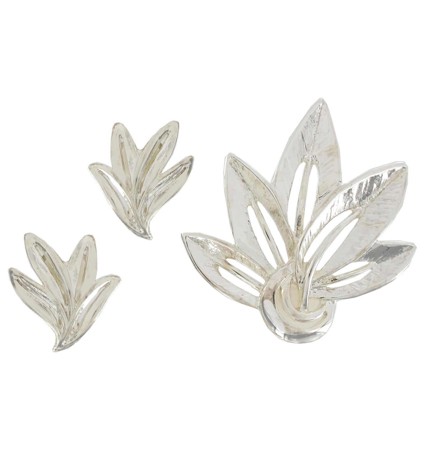 Silver Tone Leaf Clip On Earrings 1" + Pin Brooch 1 1/2" Jewelry Set