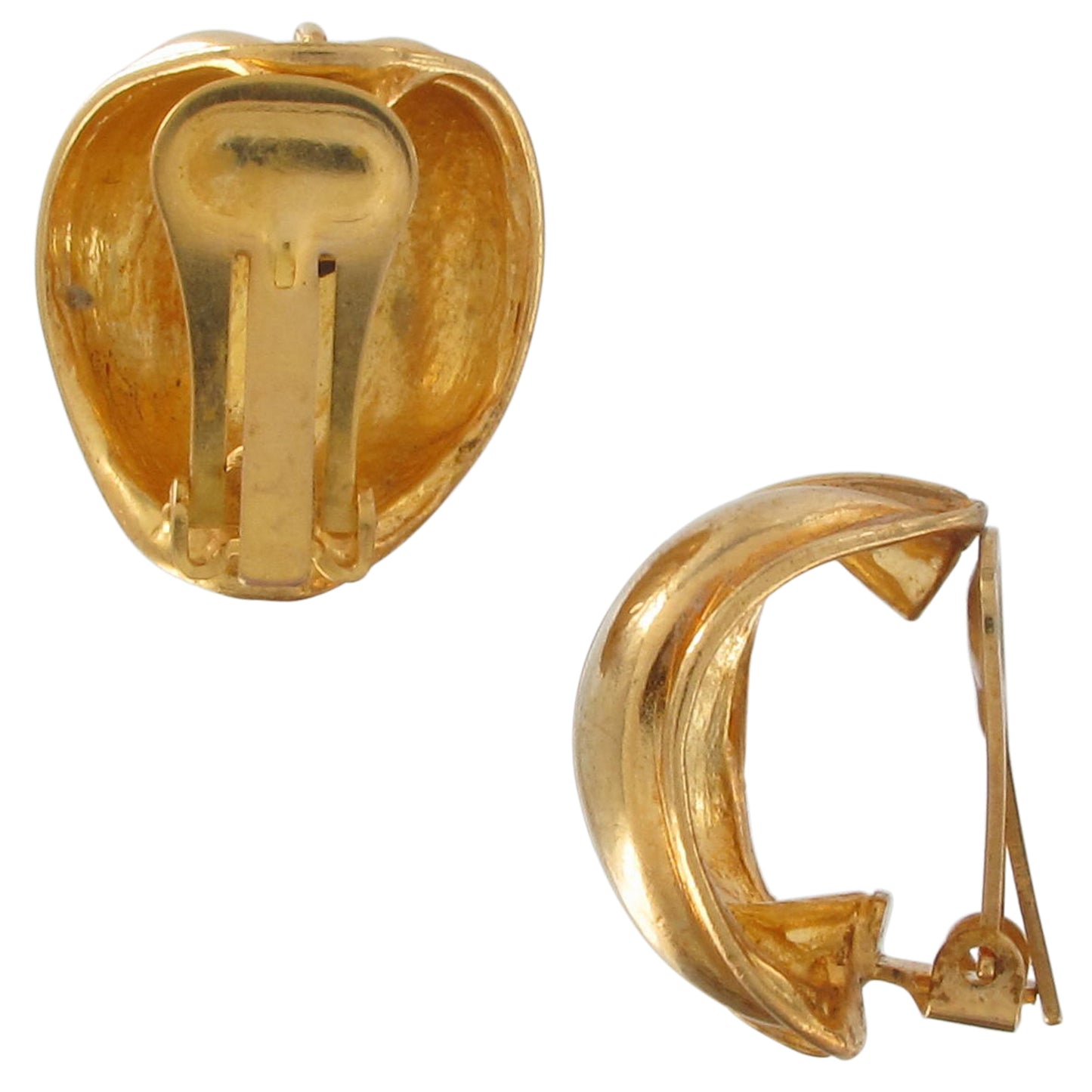 Gold Tone Huggie Hoop Clip On Earrings 7/8" Vintage